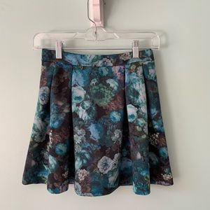 EXPRESS Gothic Floral Pleated Skirt